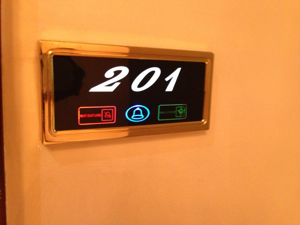 Grandbee Suites Икея Экстерьер фото