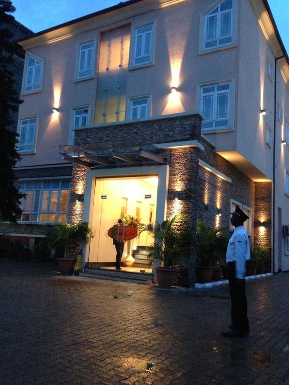 Grandbee Suites Икея Экстерьер фото