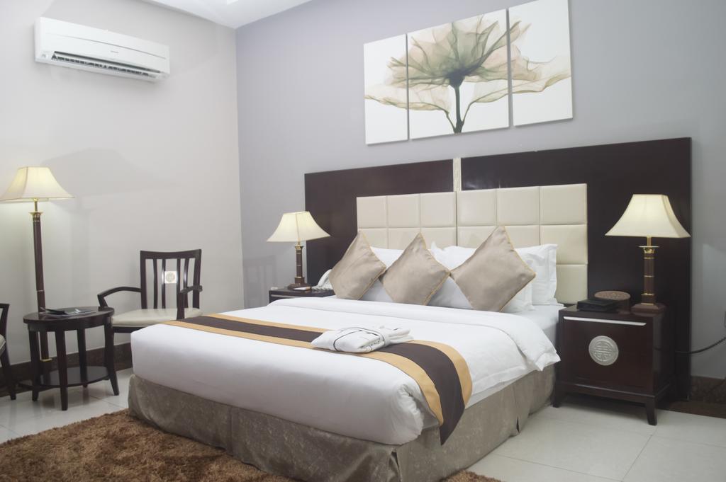 Grandbee Suites Икея Экстерьер фото