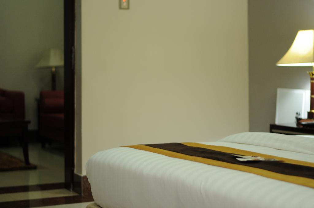 Grandbee Suites Икея Экстерьер фото