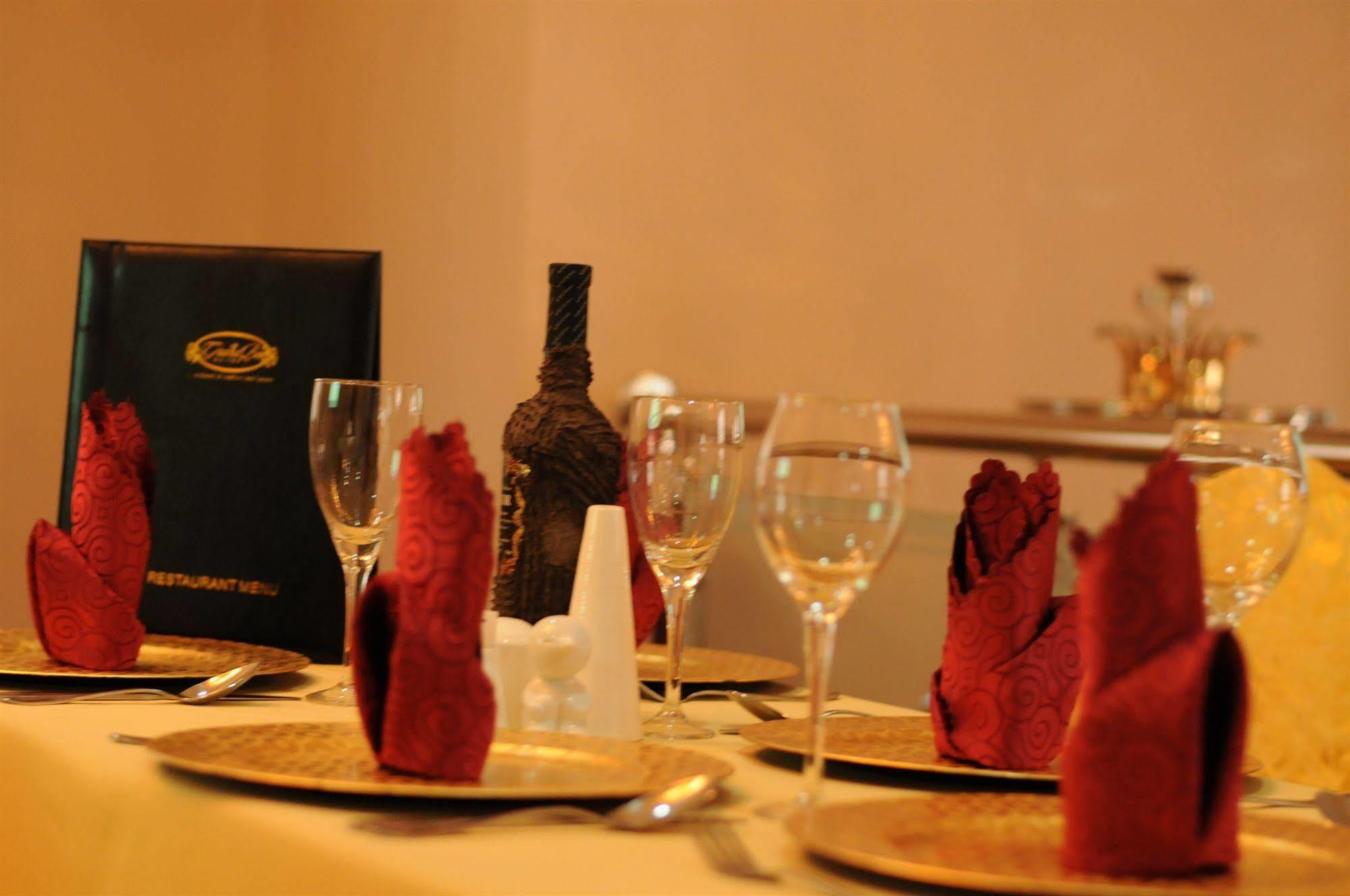 Grandbee Suites Икея Экстерьер фото